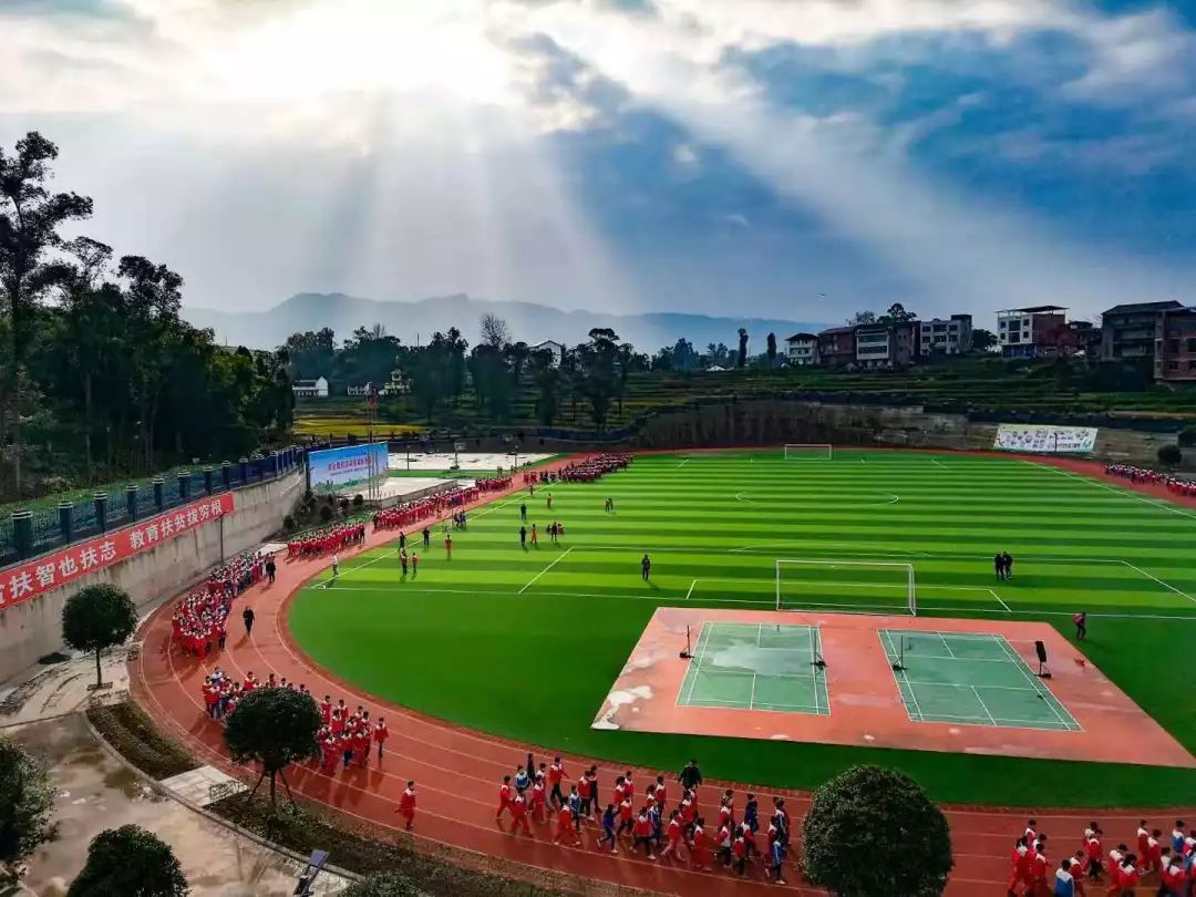 内外兼修成长快乐,内外兼修不断进步学习