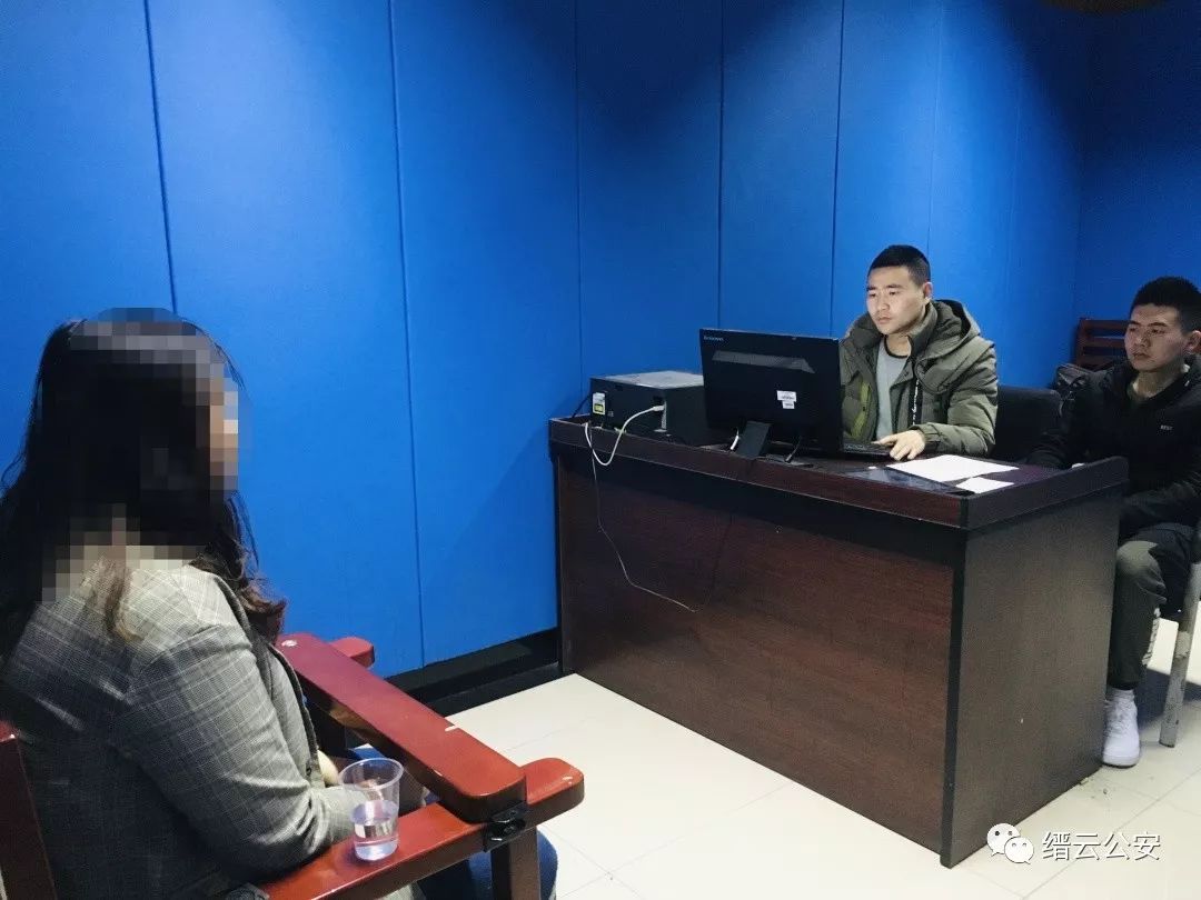 两闺蜜为追求“精致生活”迷失自己，吃出十多万“舌尖上的债务”