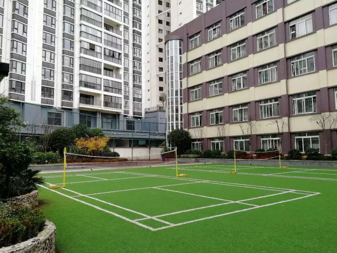 贵阳主城区这所学校作风很低调，但是成绩很缤纷！