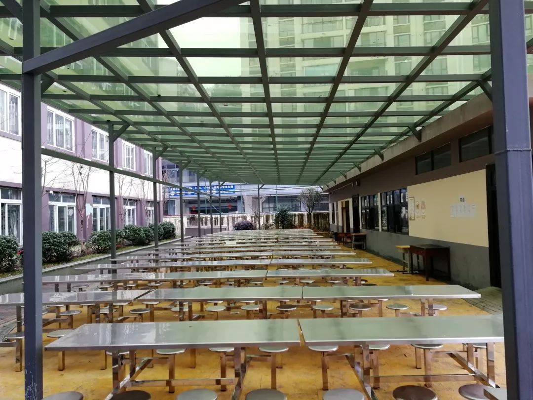 贵阳主城区这所学校作风很低调，但是成绩很缤纷！