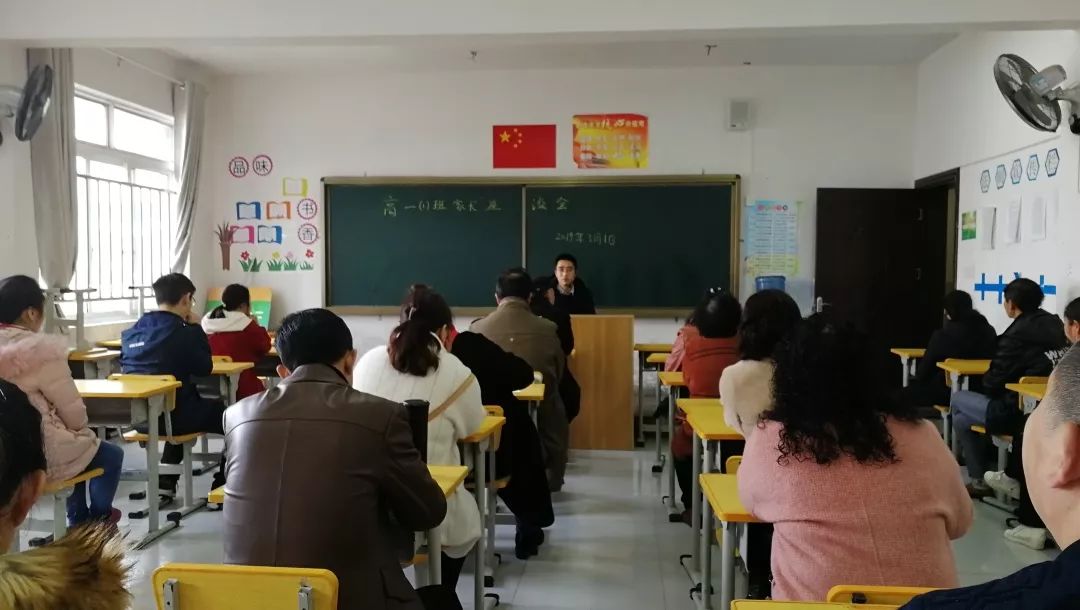 贵阳主城区这所学校作风很低调，但是成绩很缤纷！