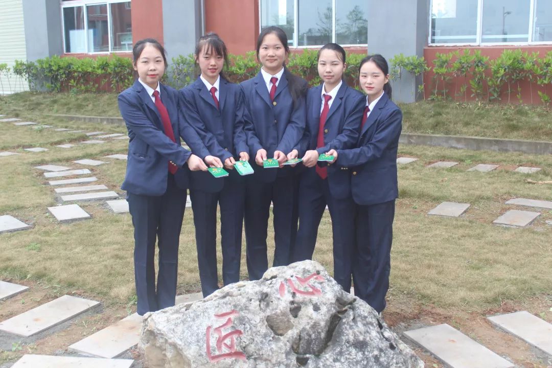 青春心向党建功新时代团学心得,青春心向党奋进新征程证书