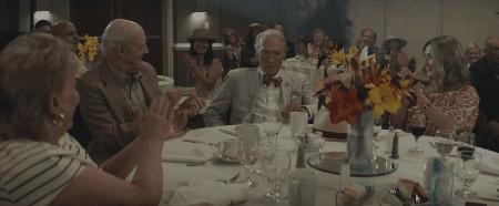 他运毒，他招妓，却给世界带来了温暖