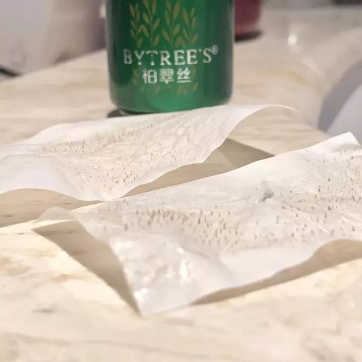 白头黑头到底拔不拔,黑头反反复复如何根治