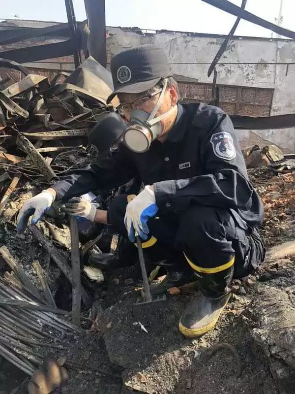 火场福尔摩斯讲故事,火场上的福尔摩斯