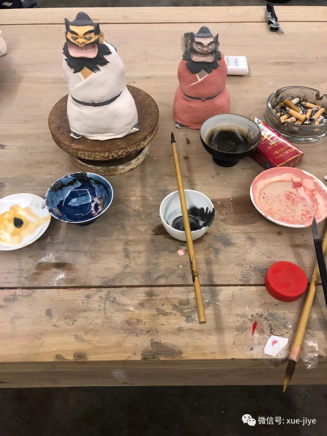 钟馗捉鬼的姿势,钟馗是捉鬼还是驱鬼的