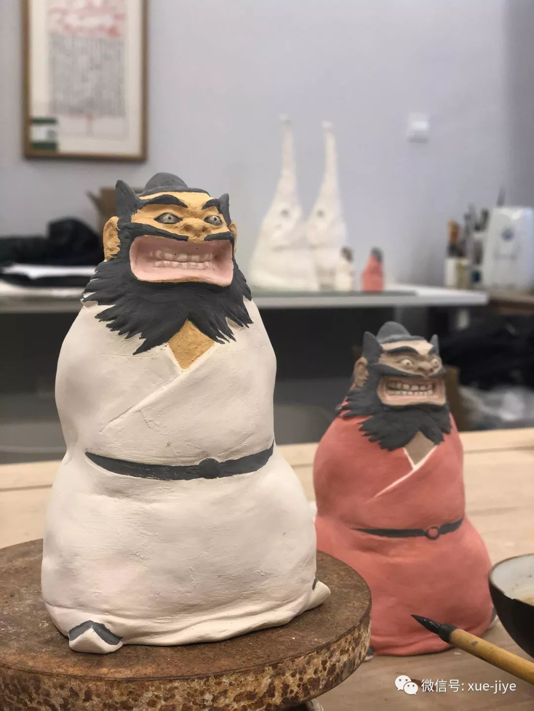 钟馗捉鬼的姿势,钟馗是捉鬼还是驱鬼的