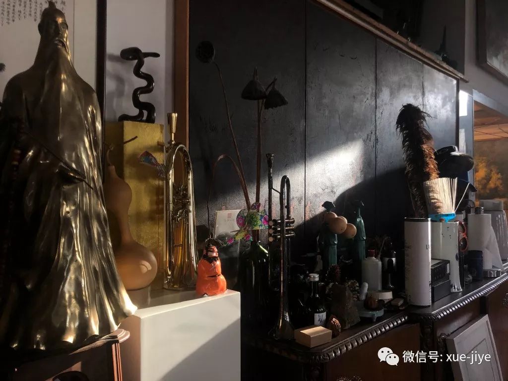 钟馗捉鬼的姿势,钟馗是捉鬼还是驱鬼的