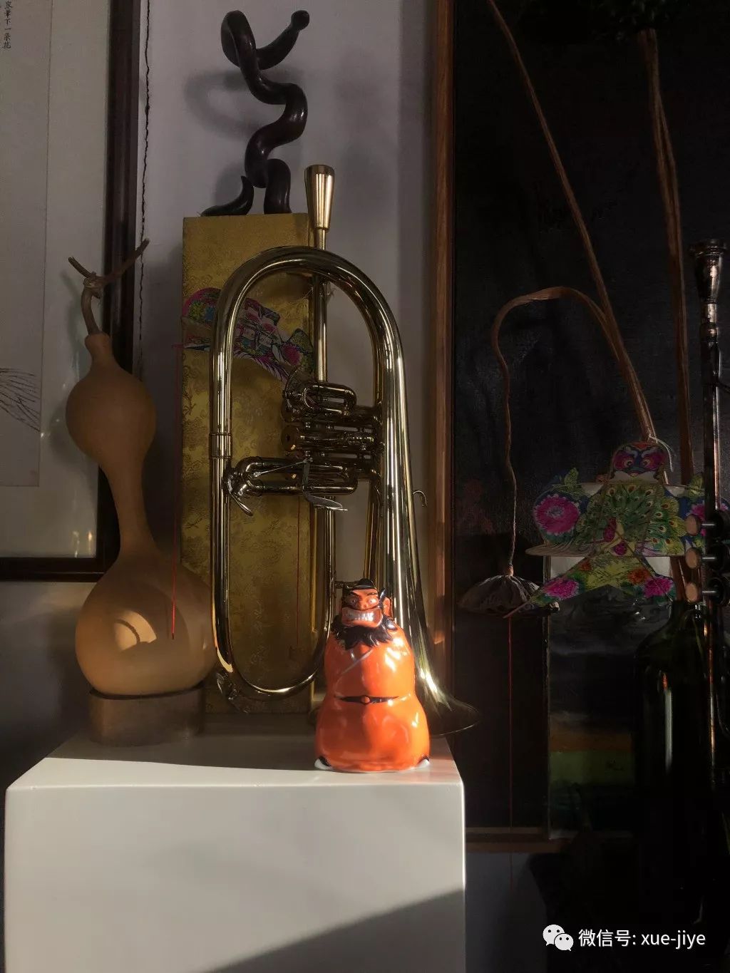 钟馗捉鬼的姿势,钟馗是捉鬼还是驱鬼的