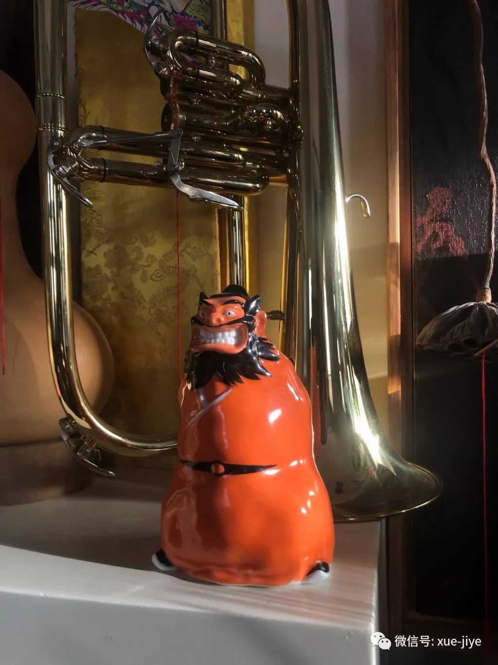 钟馗捉鬼的姿势,钟馗是捉鬼还是驱鬼的