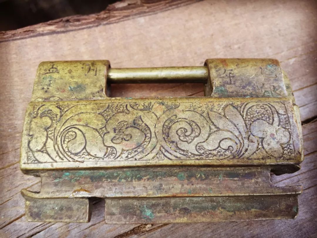 岁月记忆|你家有这样的老锁吗?【文末有福利】