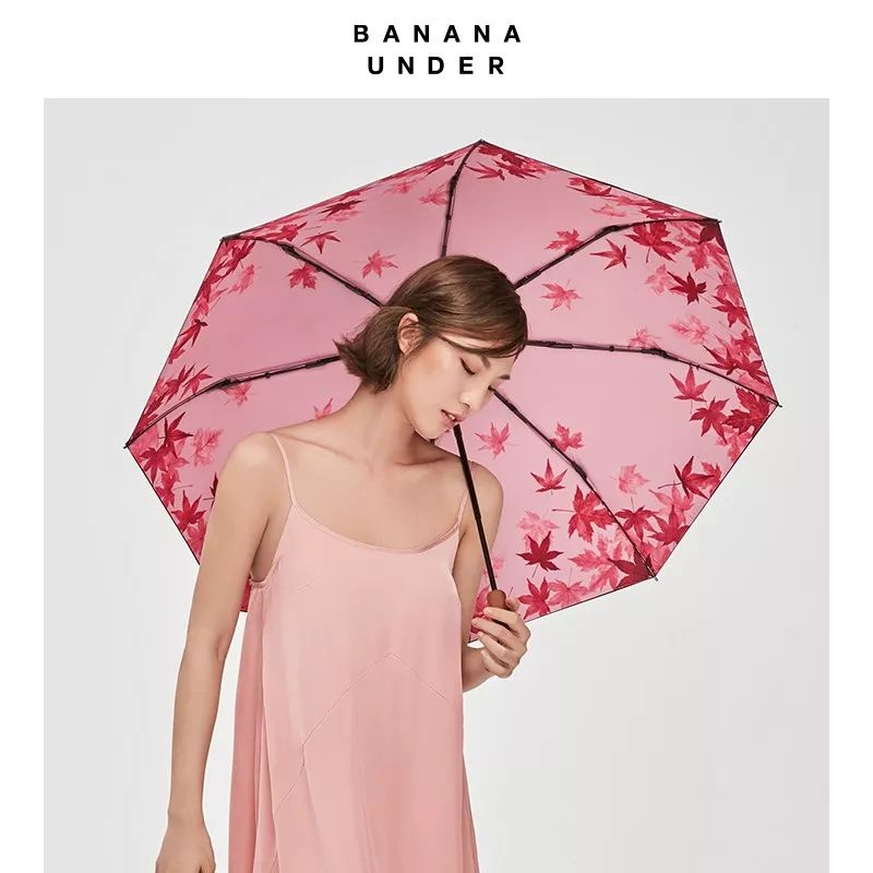 返场预告|防晒和颜值通通在线的蕉下小黑伞，小巧轻便的可随带随走，有了它夏天不怕晒黑，晴雨两用妥妥的