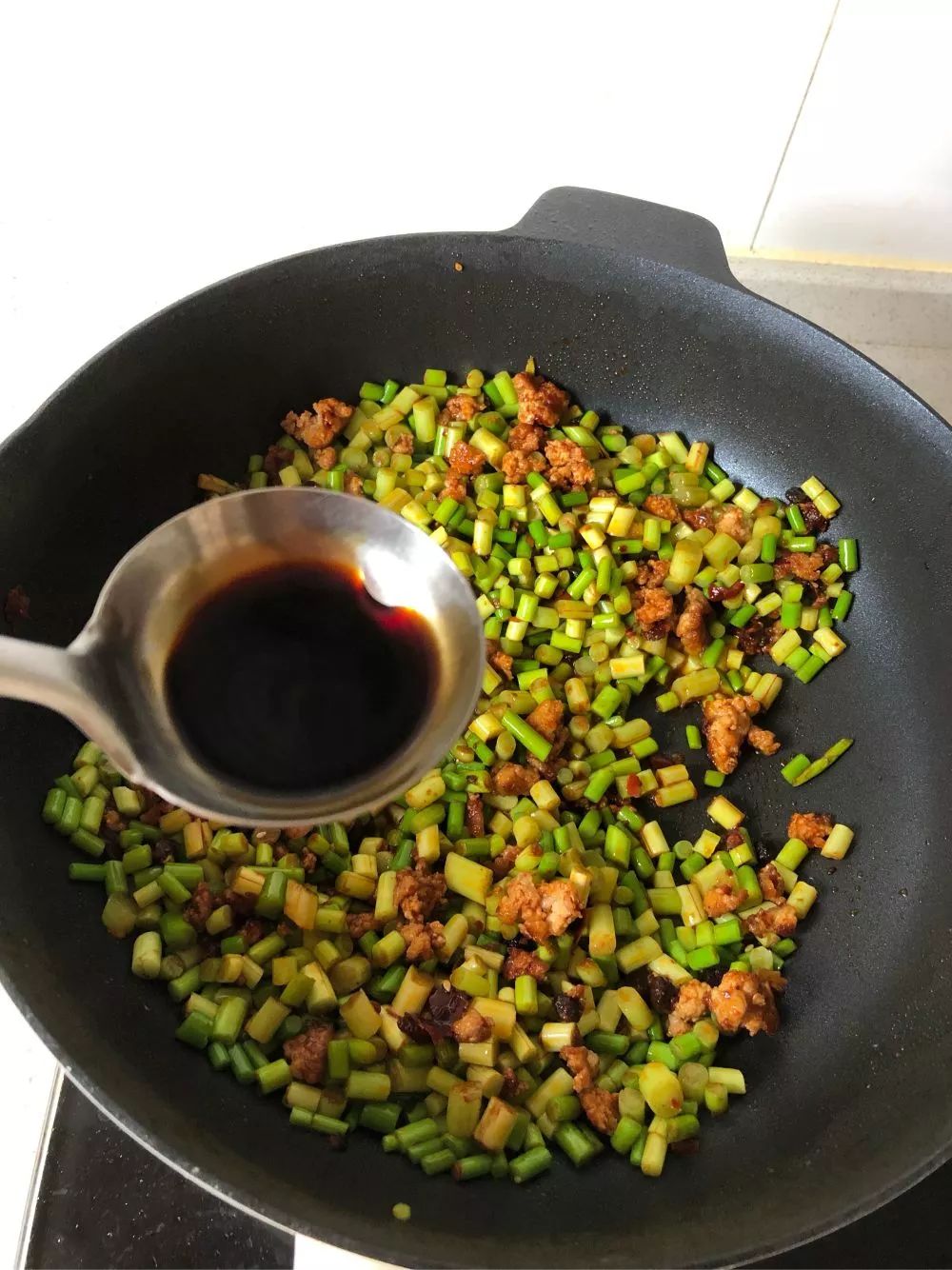 10分钟快手菜晚餐一周不重样,快手小炒十分钟凑出一桌佳肴