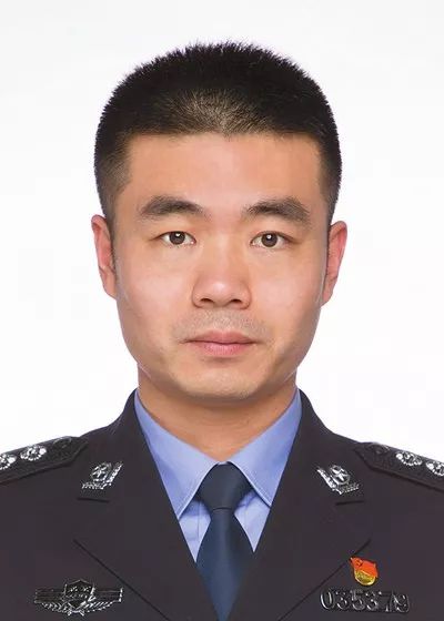 青分享|一条微博热评引发的思考,网友:“这才是新青年”