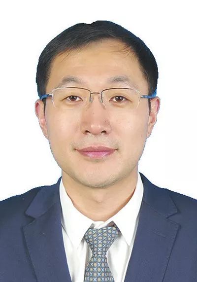 青分享|一条微博热评引发的思考,网友:“这才是新青年”