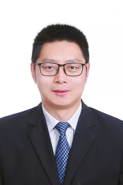 青分享|一条微博热评引发的思考,网友:“这才是新青年”