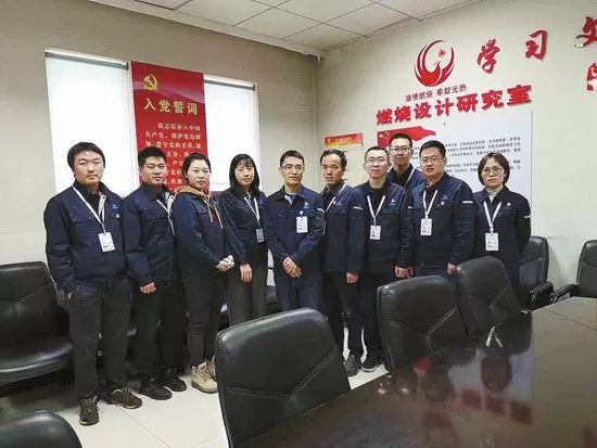 青分享|一条微博热评引发的思考,网友:“这才是新青年”