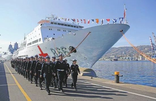 青分享|一条微博热评引发的思考,网友:“这才是新青年”