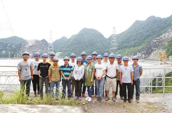 青分享|一条微博热评引发的思考,网友:“这才是新青年”