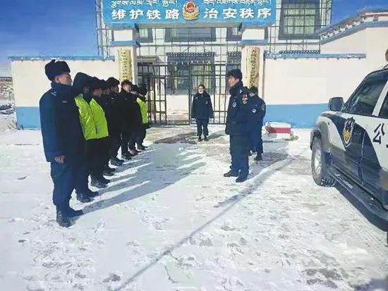 青分享|一条微博热评引发的思考,网友:“这才是新青年”