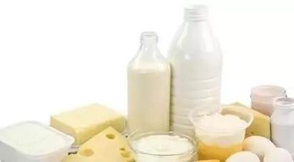 4月18日每天3分钟尽览天下事(郑州一批地铁站名公示,向您征建议/郑阜高铁年底通车,郑州2小时可达合肥)