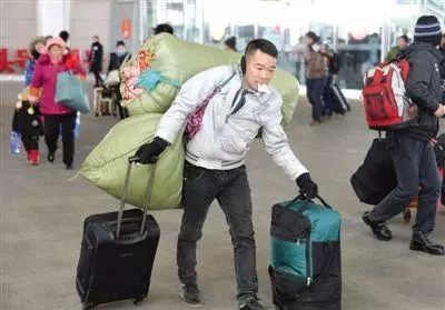 真空压缩袋压缩衣物,不用插电真空收纳压缩袋