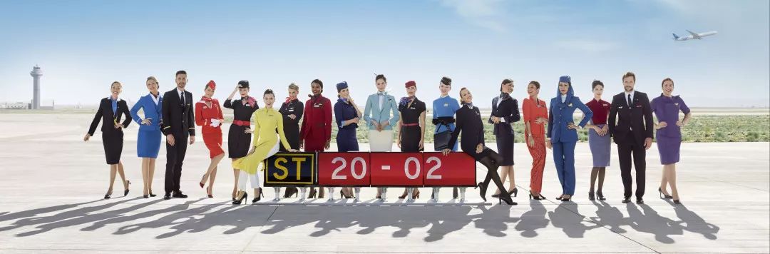 外航淡绿色制服空姐,外航空姐制服大比拼