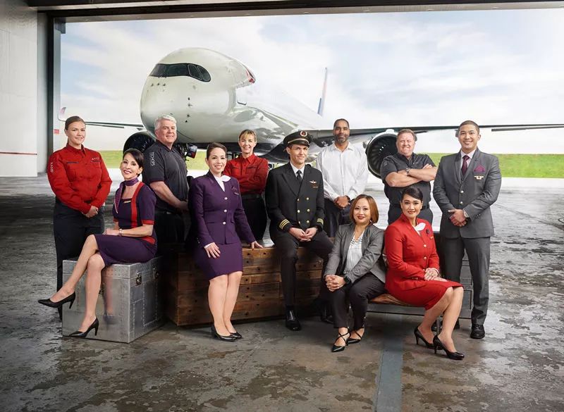 外航淡绿色制服空姐,外航空姐制服大比拼