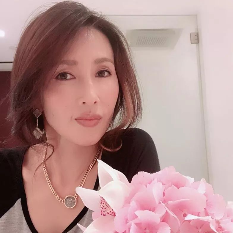 被全网黑了19年的旧日女神,她真的没有那么“罪不可赦”