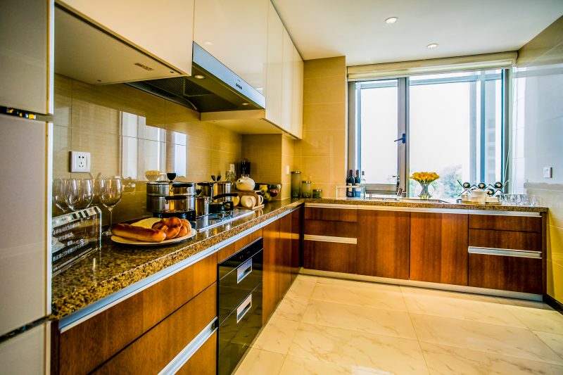 装修没签合同出现纠纷怎么处理,装修中的纠纷案件怎么处理