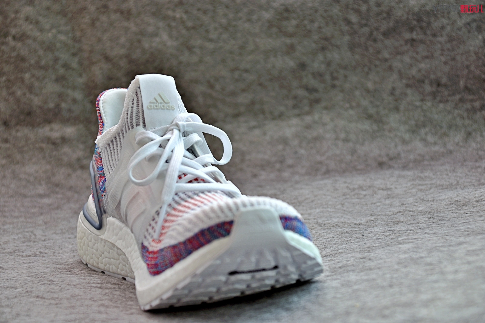 阿迪达斯boost19跑步鞋测评,adidasultraboost19脚感