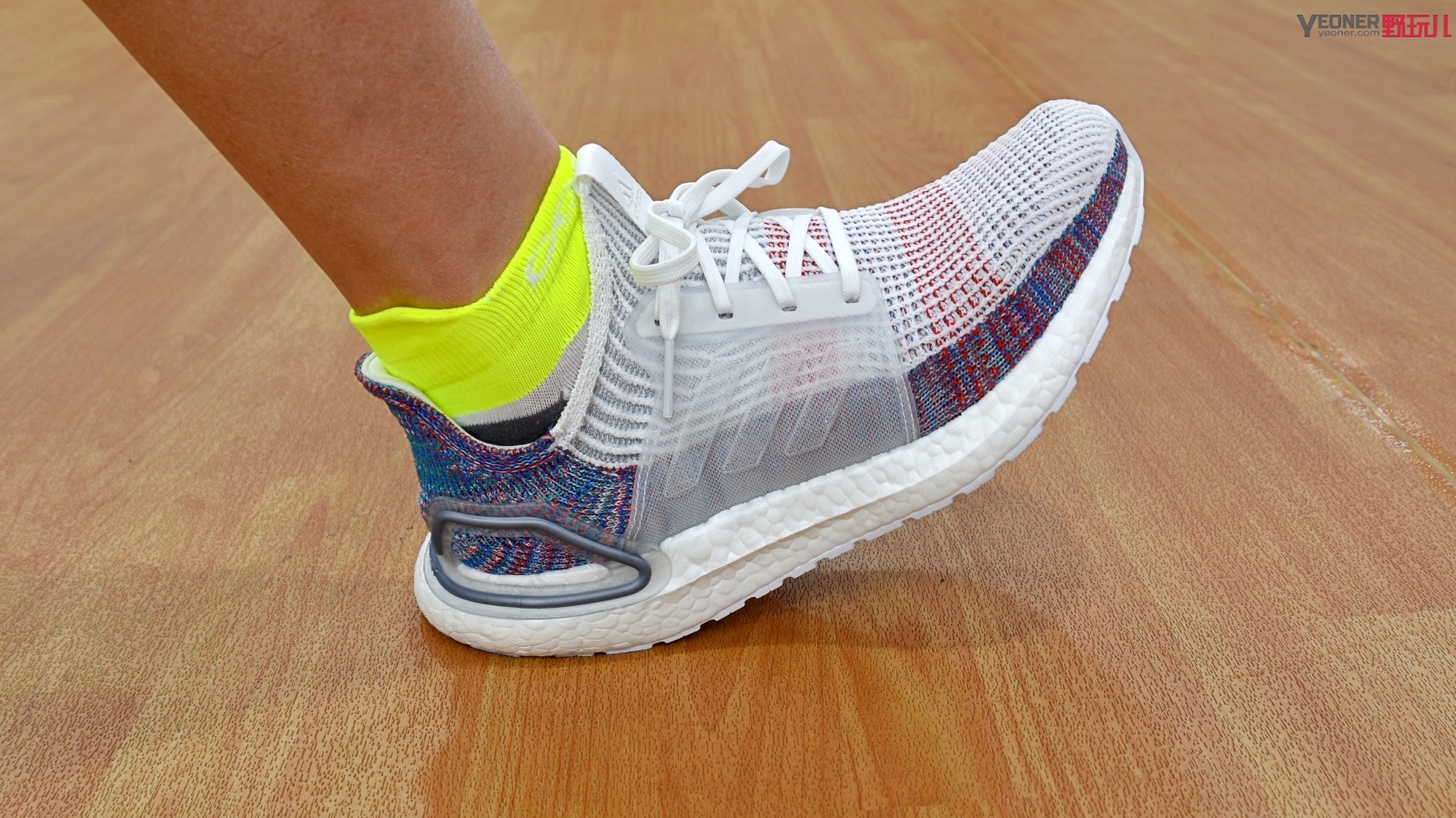 阿迪达斯boost19跑步鞋测评,adidasultraboost19脚感