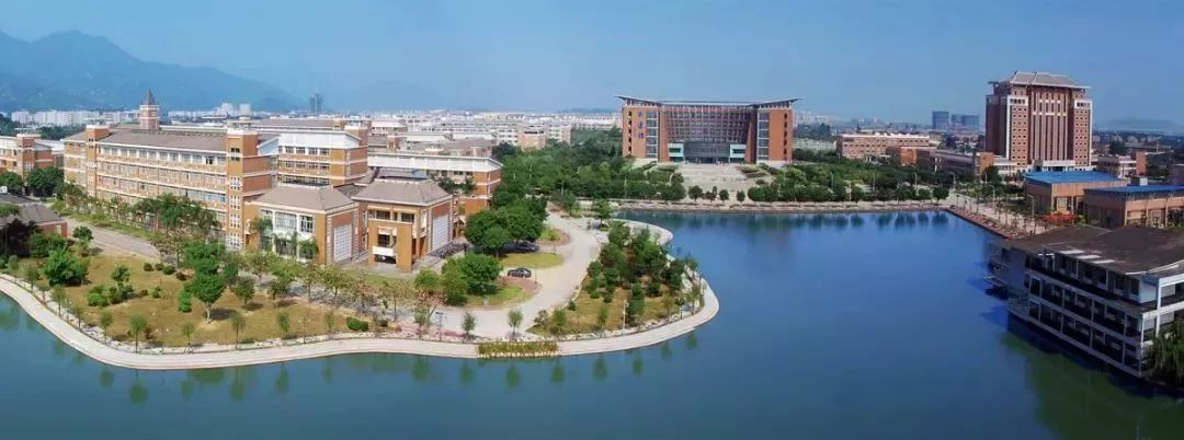 地铁2号线试乘券领取现场超火爆!我们汇总了沿线美景美食!