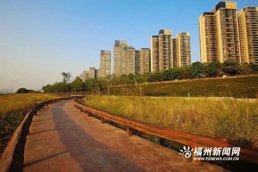 地铁2号线试乘券领取现场超火爆!我们汇总了沿线美景美食!