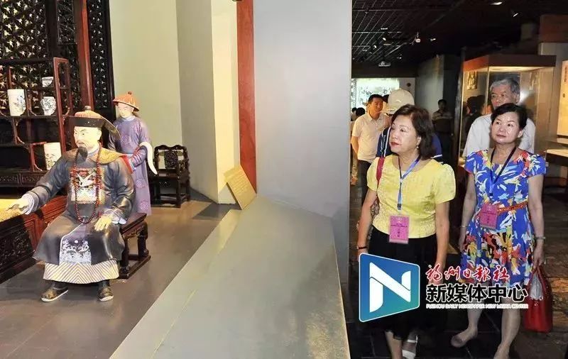 地铁2号线试乘券领取现场超火爆!我们汇总了沿线美景美食!