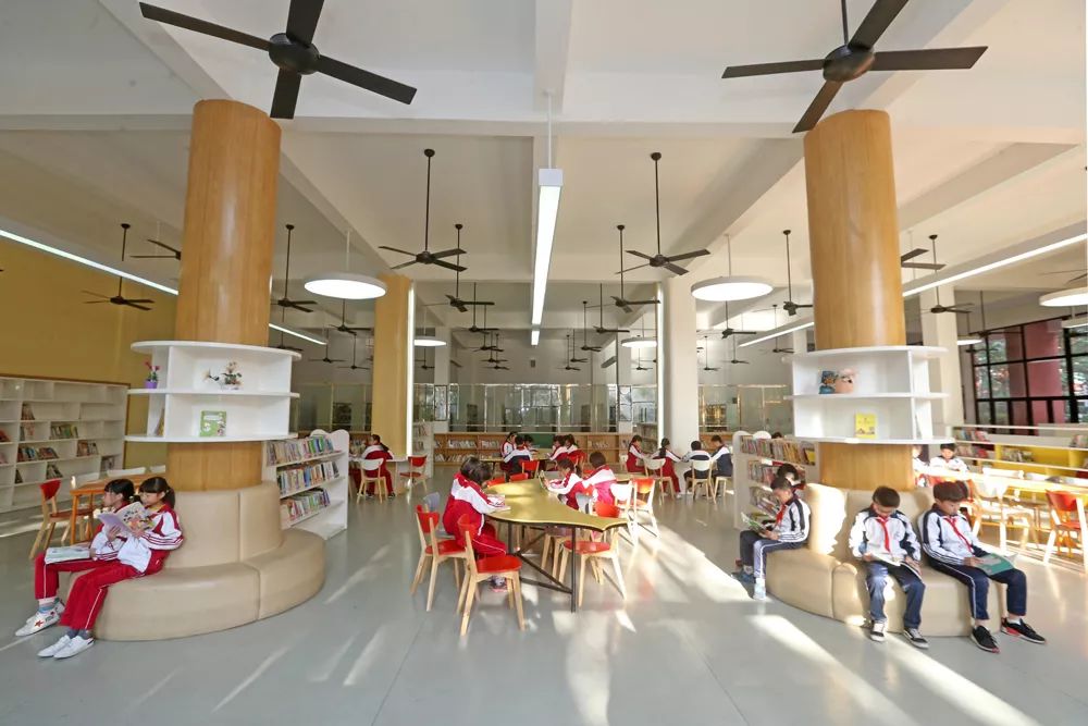 优秀毕业生最高奖10万！石狮市中英文实验学校2019年招生啦！