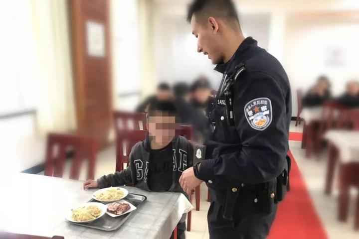 三个小故事,三个小故事简短