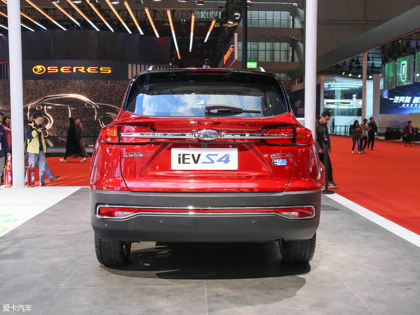 续航最好的太阳能电动车,推荐几款充电快续航长的电动车