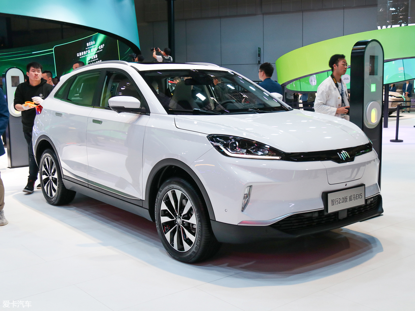 续航最好的太阳能电动车,推荐几款充电快续航长的电动车