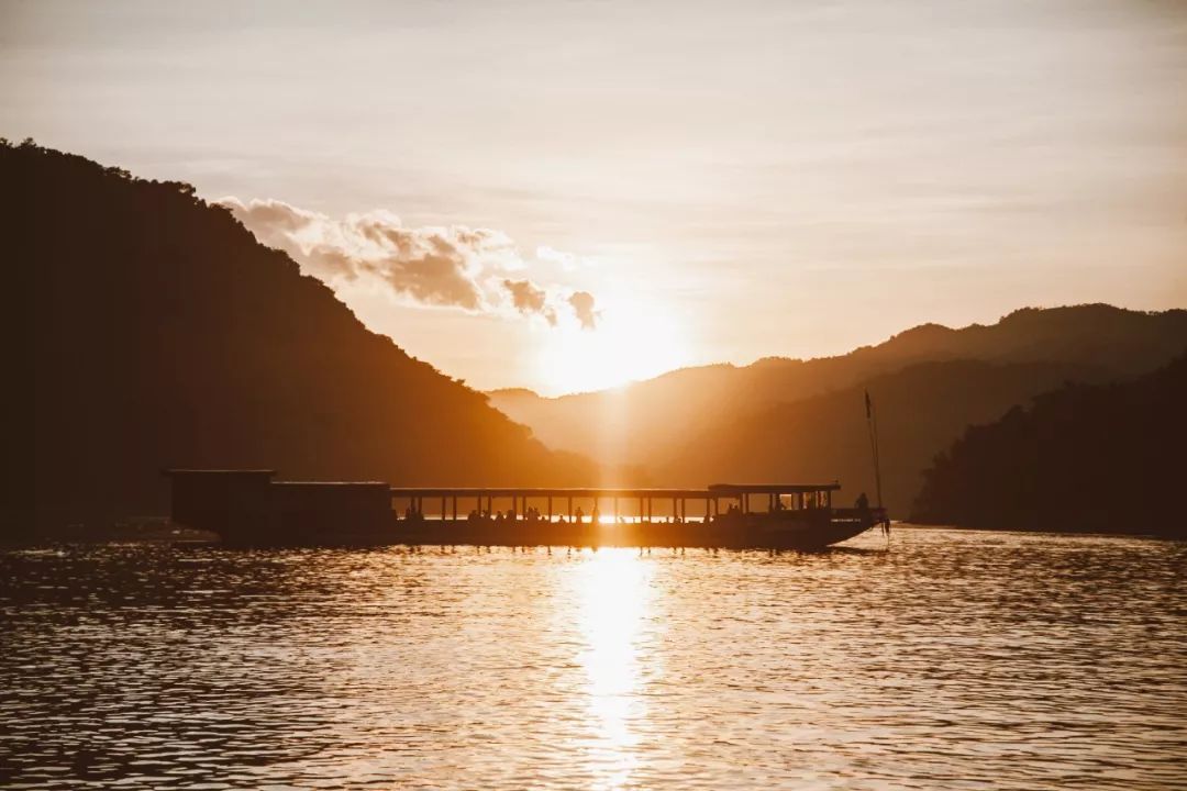 自由行免签国家机票便宜,说走就走的免签国家攻略