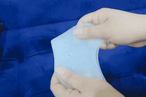 脚后跟套上这个“*钟金**罩”夏季穿鞋嫩到反光!干裂、老茧、死皮都没了!