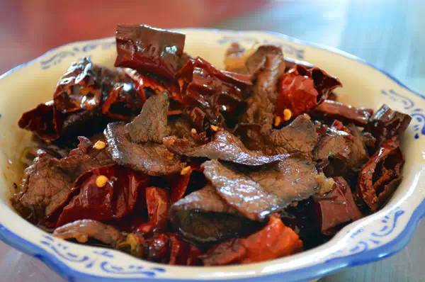 5月东川红土地旅游攻略,旅行记五彩斑斓的东川红土地