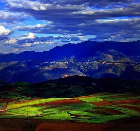 5月东川红土地旅游攻略,旅行记五彩斑斓的东川红土地