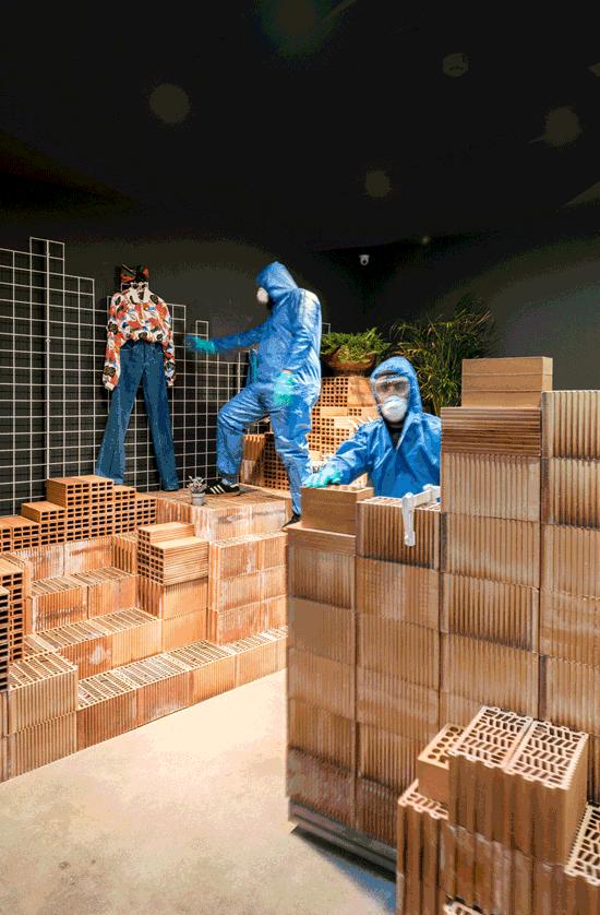 马德里开了家废墟服装店，这里有当下最流行的工业（地）风!