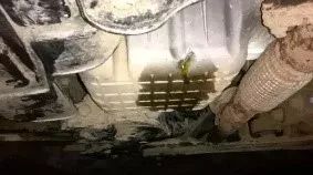 机油增多怎么知道,车不烧机油但是机油会变少