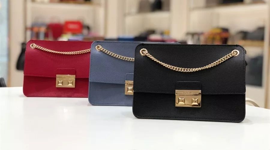 小CK包包99元/Coach3.5折起/更有戴森卷发棒免费送！下沙奥特莱斯轻奢美人纪就要购美丽！