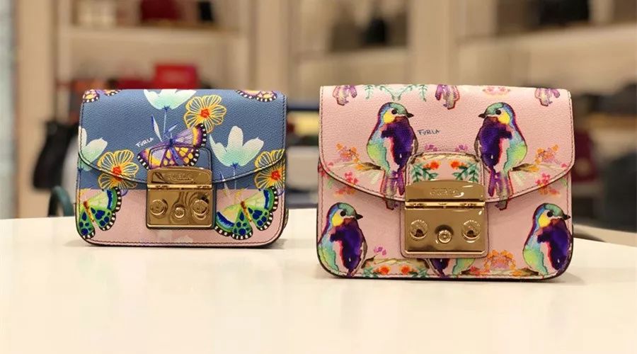 小CK包包99元/Coach3.5折起/更有戴森卷发棒免费送！下沙奥特莱斯轻奢美人纪就要购美丽！