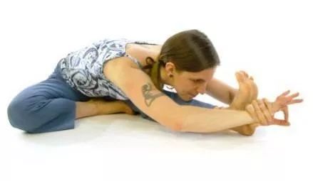 融心式瑜伽体式功效,瑜伽体式功效