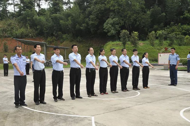 饶德松：真情拥军的人民法官