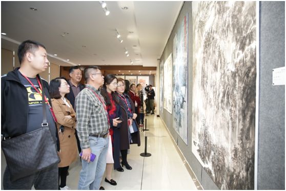 【展讯】“云起龙山”----张涛中国画全国巡展滕州首展今日隆重开幕